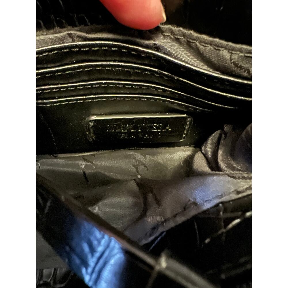Simply Vera Wang Black Croc Embossed Crossbody Purse Adjustable Strap EUC - Picture 6 of 9